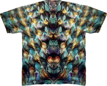 Load image into Gallery viewer, Large Tshirt, tie dye design
