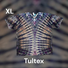 Load image into Gallery viewer, XL Tshirt, tie dye design
