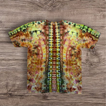 Load image into Gallery viewer, Large Tshirt, mandala tie dye
