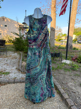 Load image into Gallery viewer, Ladies large dress, geode tie dye

