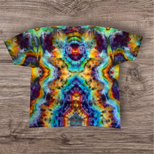 Load image into Gallery viewer, XL Tshirt, mandala tie dye
