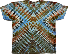 Load image into Gallery viewer, 2XL Tshirt, tie dye design
