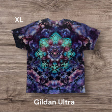 Load image into Gallery viewer, XL Tshirt, reverse mandala tie dye
