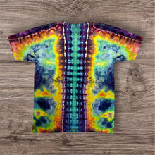 Load image into Gallery viewer, Large Tshirt, mandala tie dye
