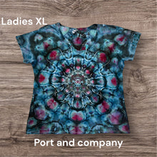 Load image into Gallery viewer, Ladies XL Tshirt, mandala tie dye
