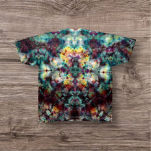 Load image into Gallery viewer, XL Tshirt, mandala tie dye
