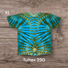 Load image into Gallery viewer, XL Tshirt, tie dye design
