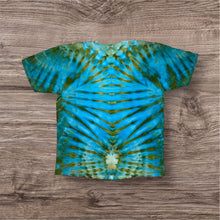 Load image into Gallery viewer, XL Tshirt, tie dye design
