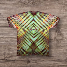 Load image into Gallery viewer, Large Tshirt, tie dye design
