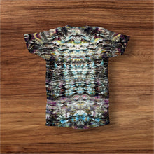 Load image into Gallery viewer, Medium Tshirt, tie dye design
