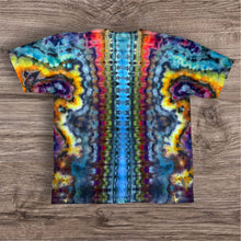 Load image into Gallery viewer, XL Tshirt, mandala tie dye
