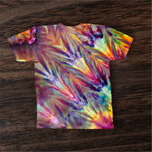 Load image into Gallery viewer, Large Tshirt, tie dye design
