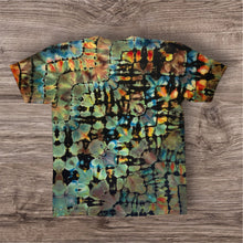 Load image into Gallery viewer, Large Tshirt, reverse tie dye
