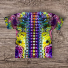 Load image into Gallery viewer, XL Tshirt, mandala tie dye
