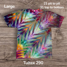 Load image into Gallery viewer, Large Tshirt, tie dye design
