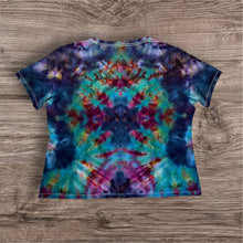 Load image into Gallery viewer, Ladies XL Tshirt, mandala tie dye
