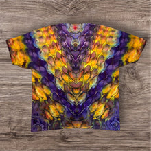 Load image into Gallery viewer, 2XL Tshirt, tie dye design
