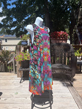 Load image into Gallery viewer, Ladies XL dress, reverse tie dye
