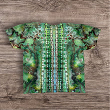 Load image into Gallery viewer, XL Tshirt, mandala tie dye
