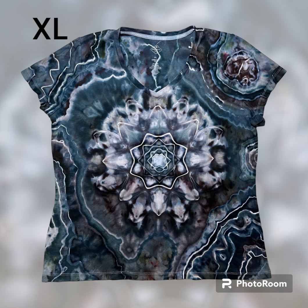 Ladies XL Vneck, mandala geode tie dye design