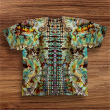 Load image into Gallery viewer, XL Tshirt, mandala tie dye
