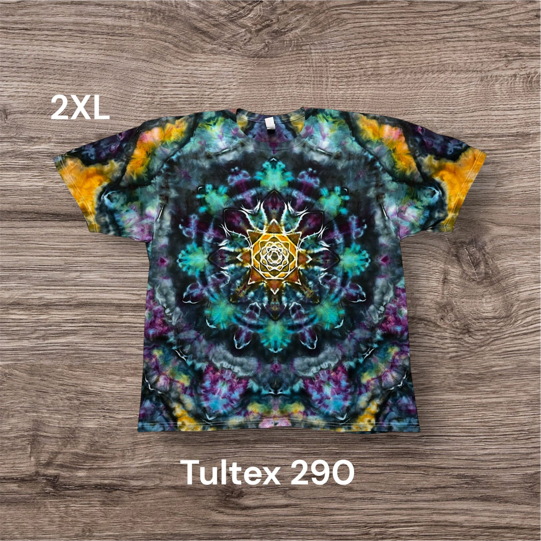 2XL Tshirt, mandala tie dye