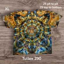 Load image into Gallery viewer, XL Tshirt, mandala tie dye
