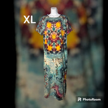 Load image into Gallery viewer, Ladies XL Tshirt dress, reverse mandala tie dye
