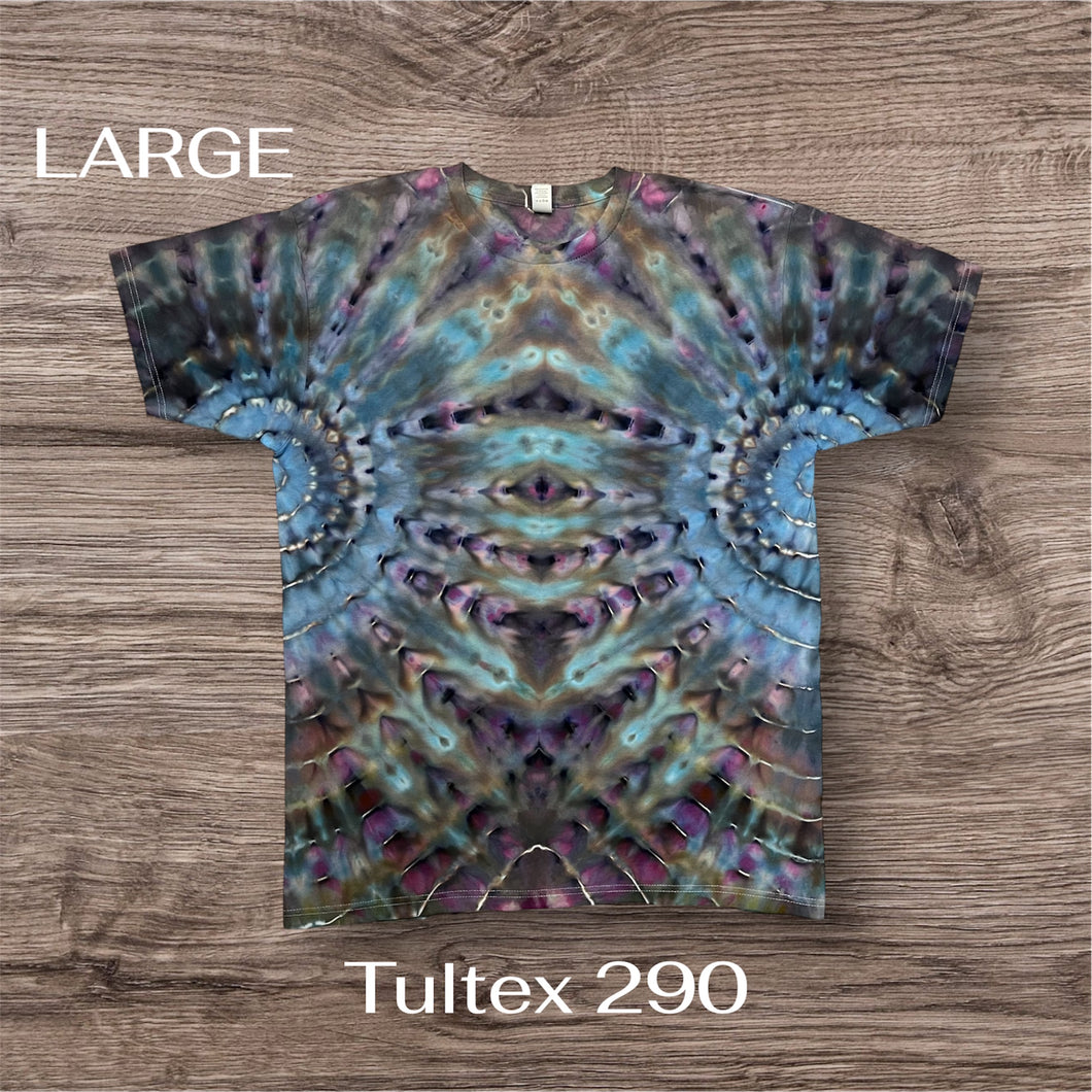 Large Tshirt, tie dye design