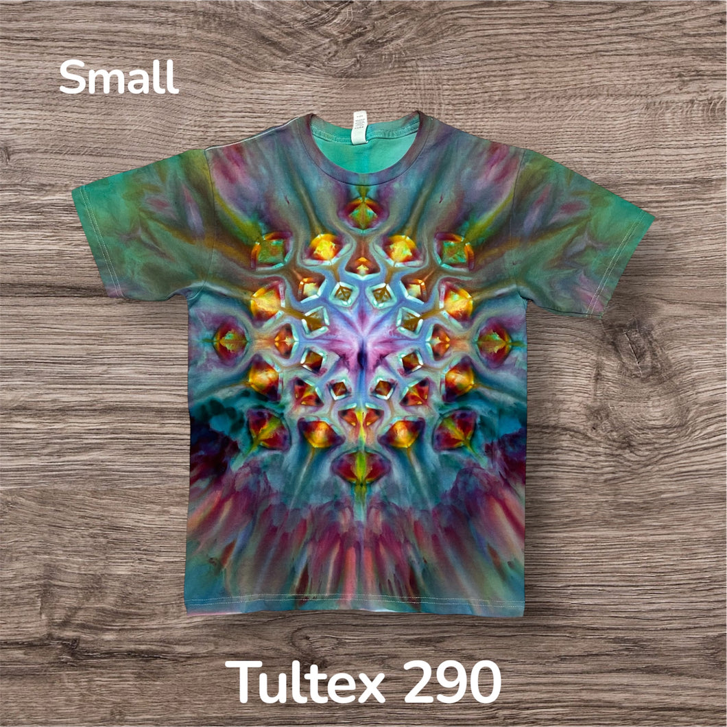 Small Tshirt, mandala tie dye