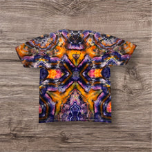 Load image into Gallery viewer, XL Tshirt, mandala tie dye
