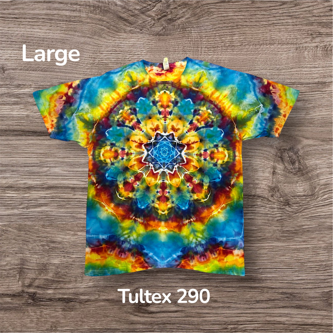 Large Tshirt, mandala tie dye