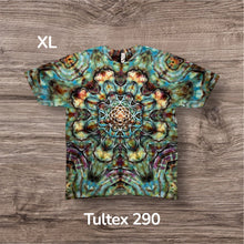 Load image into Gallery viewer, XL Tshirt, mandala tie dye
