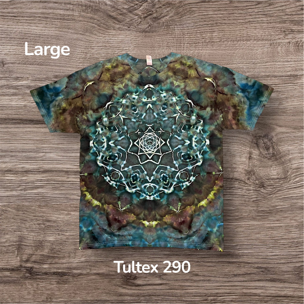 Large Tshirt, mandala tie dye