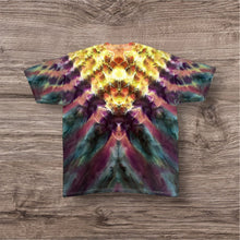 Load image into Gallery viewer, XL Tshirt, tie dye design
