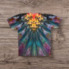 Load image into Gallery viewer, Large Tshirt, tie dye design
