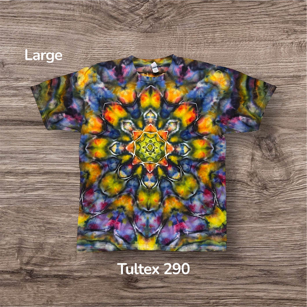 Large Tshirt, mandala tie dye