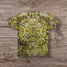Load image into Gallery viewer, 3XL Tshirt, mandala tie dye
