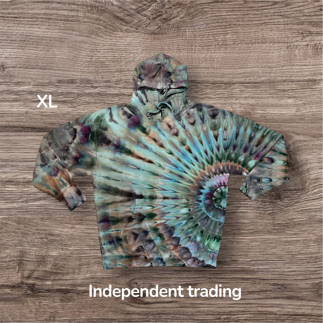XL pullover hooded sweatshirt, sunburst tie dye