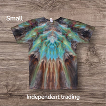 Load image into Gallery viewer, Small Tshirt,  tie dye design
