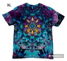 Load image into Gallery viewer, Adult XL Tshirt, reverse tie dye
