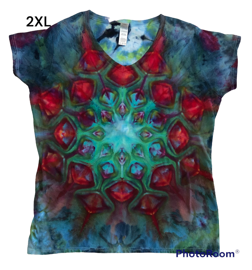 Ladies 2XL Vneck, mandala tie dye