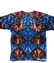 Load image into Gallery viewer, Adult Large custom tie dye Tshirt
